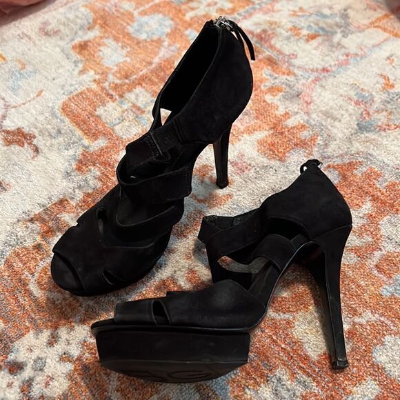 BCBG generation Black Heels  - Picture 2 of 6